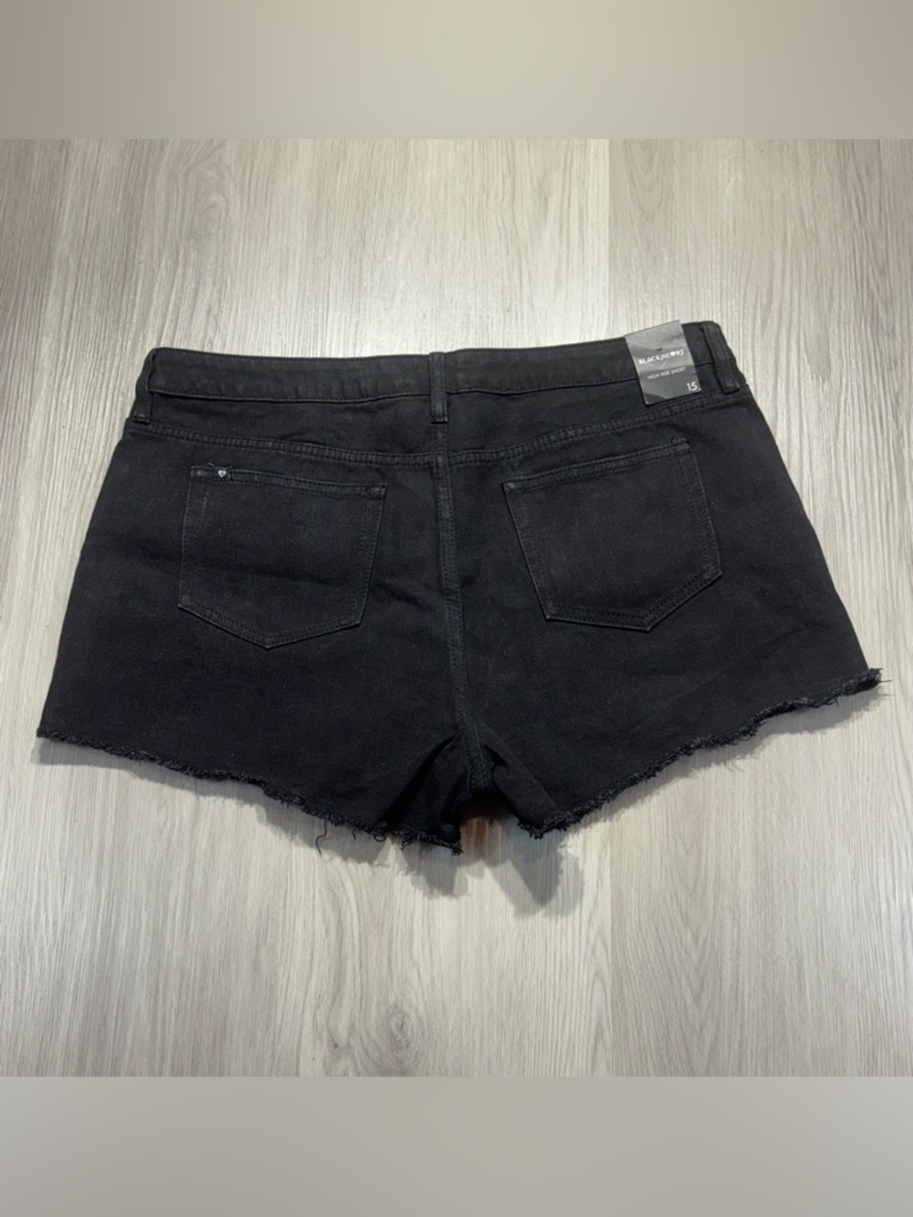 Blackheart Black & Checkered Chain Shorts Size 15 - Picture 2 of 10